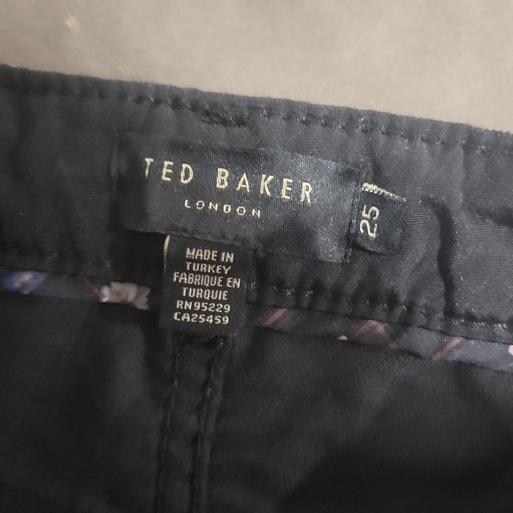 Ted Baker Dehbra Zebra Skinny Jeans in Black Velvet SZ 25 - Picture 4 of 6
